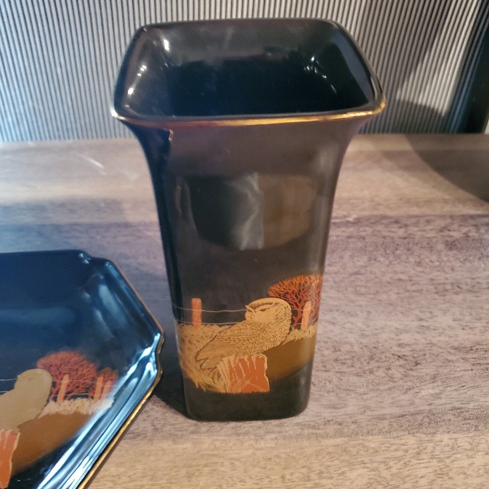 Ceramic Vase & Plate set. - Picture 4 of 5
